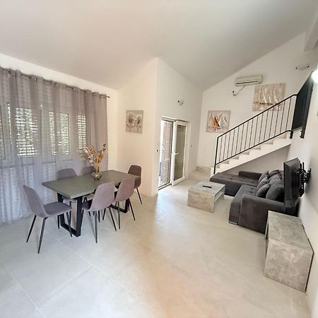 Apartments Andela Petrčane Extérieur photo