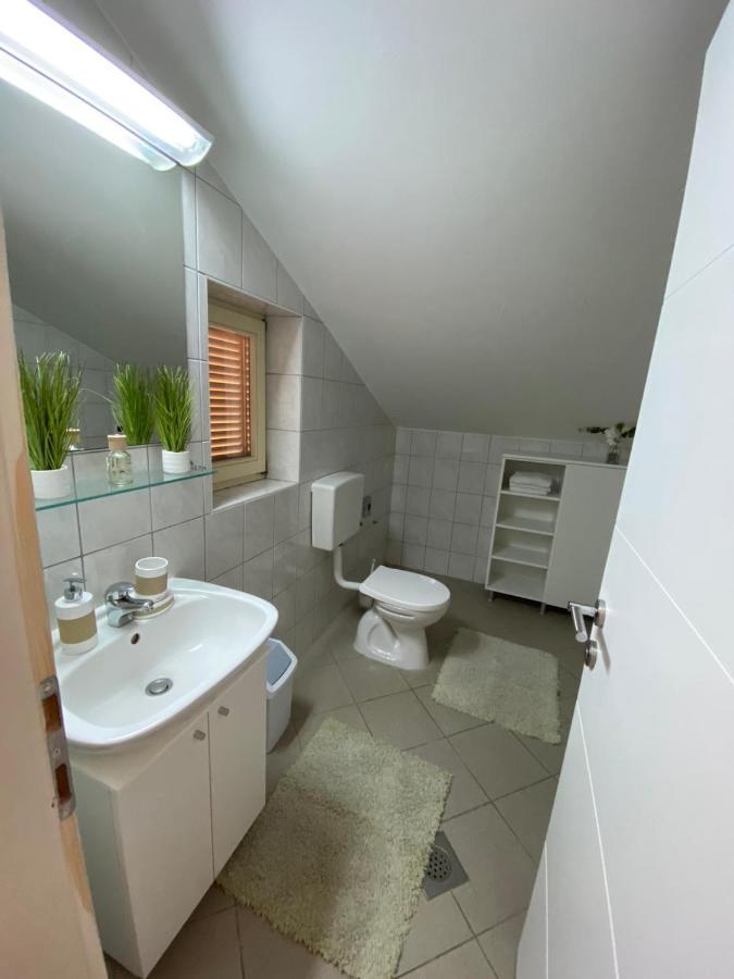 Apartments Andela Petrčane Extérieur photo