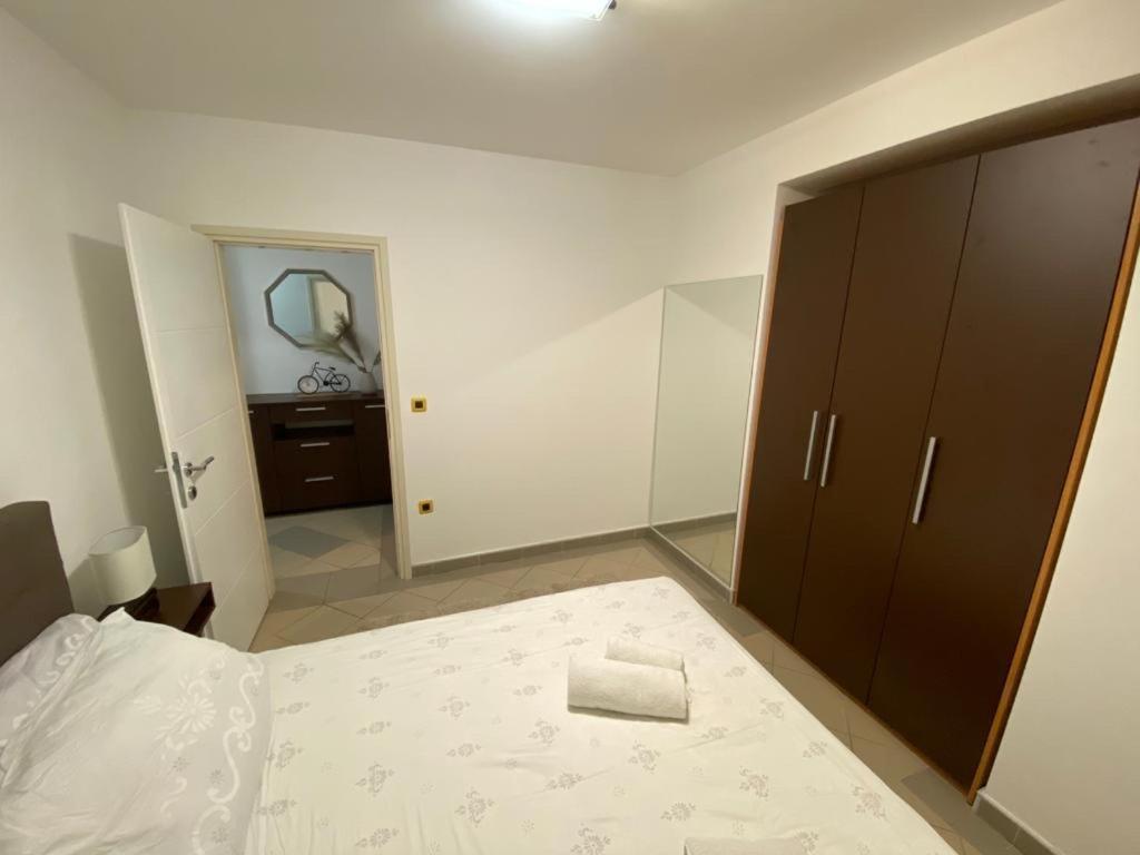 Apartments Andela Petrčane Extérieur photo