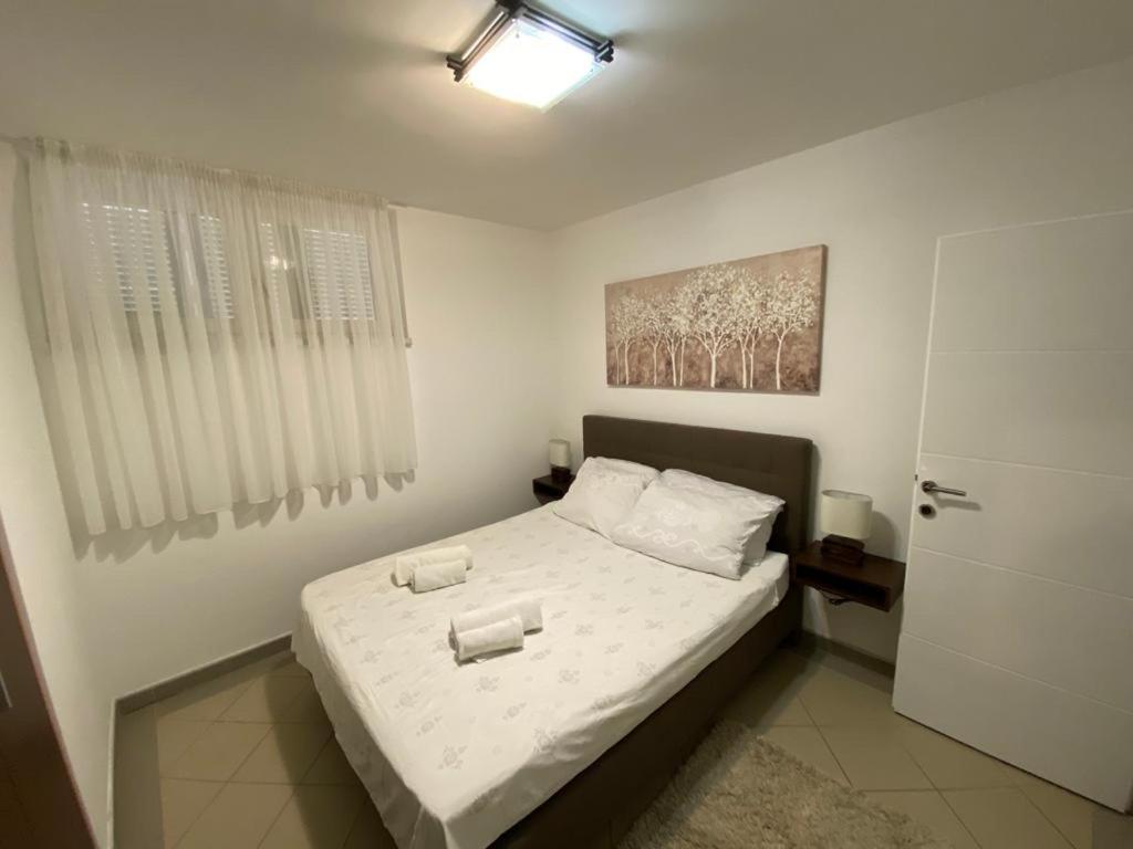Apartments Andela Petrčane Extérieur photo
