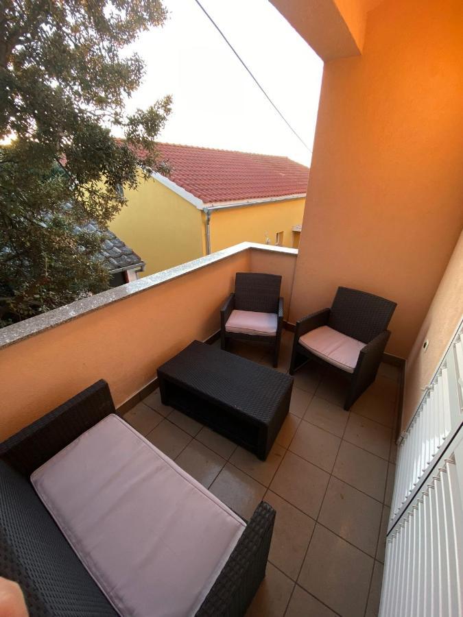 Apartments Andela Petrčane Extérieur photo