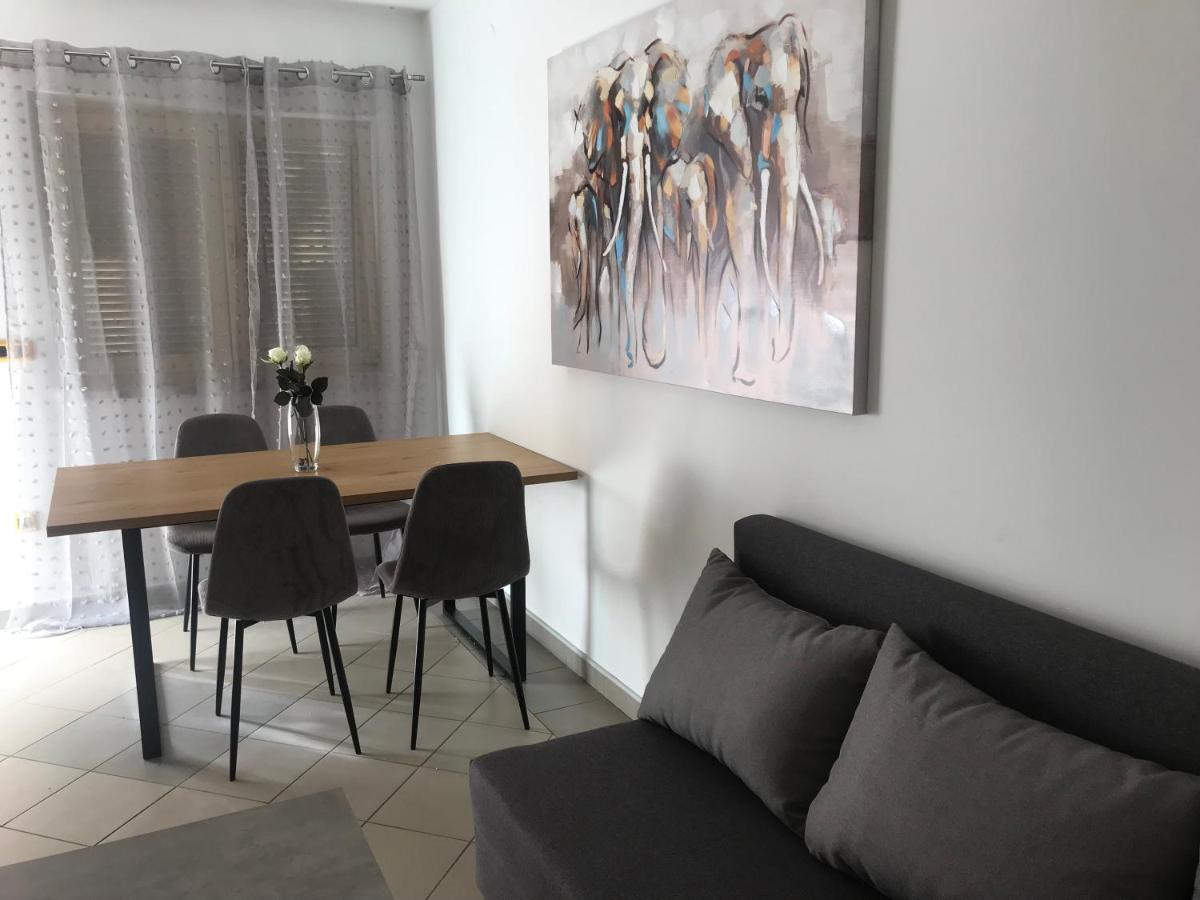 Apartments Andela Petrčane Extérieur photo