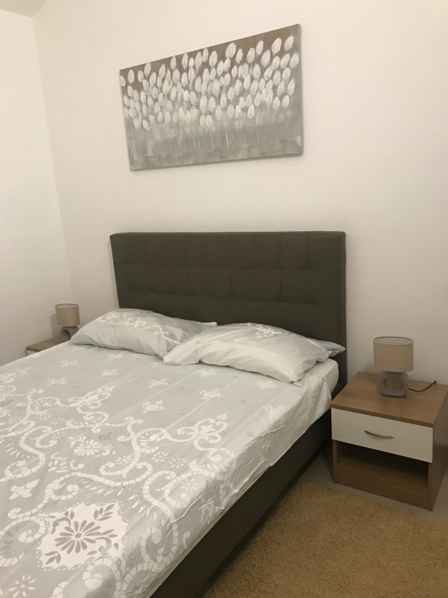 Apartments Andela Petrčane Extérieur photo